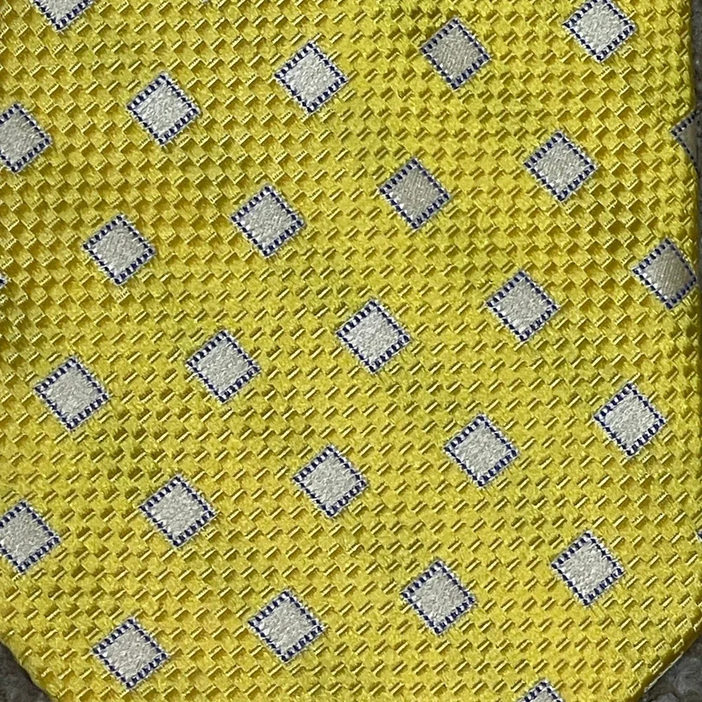 Chaps Ralph Lauren Yellow Square Pattern Silk Necktie Vintage Old Money Business